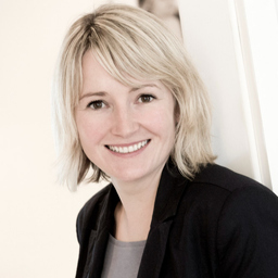 Prof. Dr. Alexandra Bach