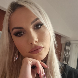 Sarah Schumacher's profile picture