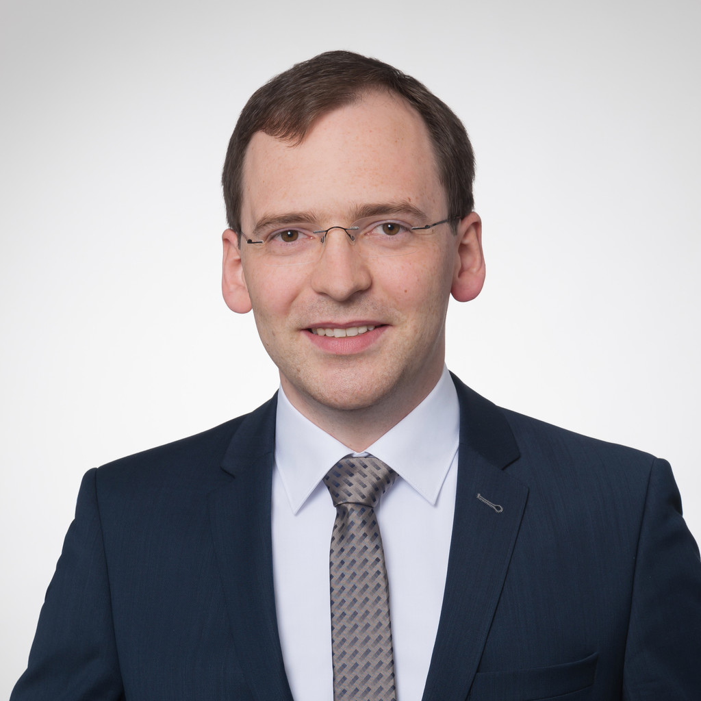 Jonas Peschina Managing Consultant Senacor Technologies AG XING