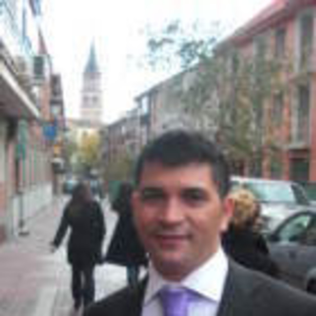 Alfredo A. Fernández Reyes reportero, editor, redactor, marketing y