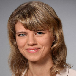 Julia Nickenig
