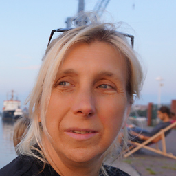 Pertra Schmidt-Robel