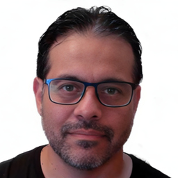 Mag. Carlos Efraín Porto Tapiquén