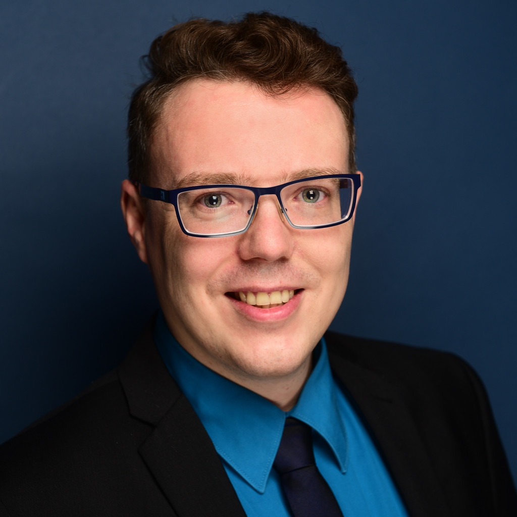 Pascal Winkler Head of REACh Management Board Premium AEROTEC XING