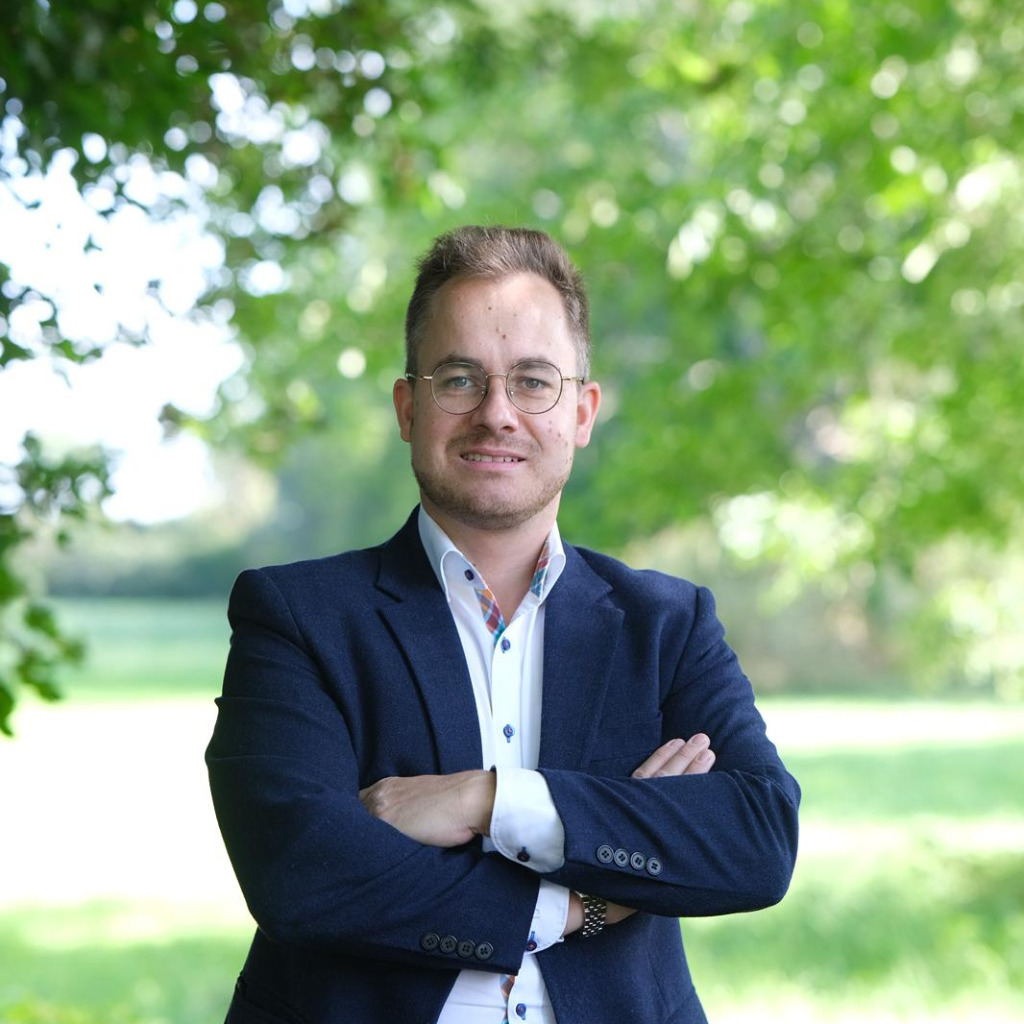 Julius Fischer Regionalcontroller Lichtblick MVZ Nordhessen GmbH XING