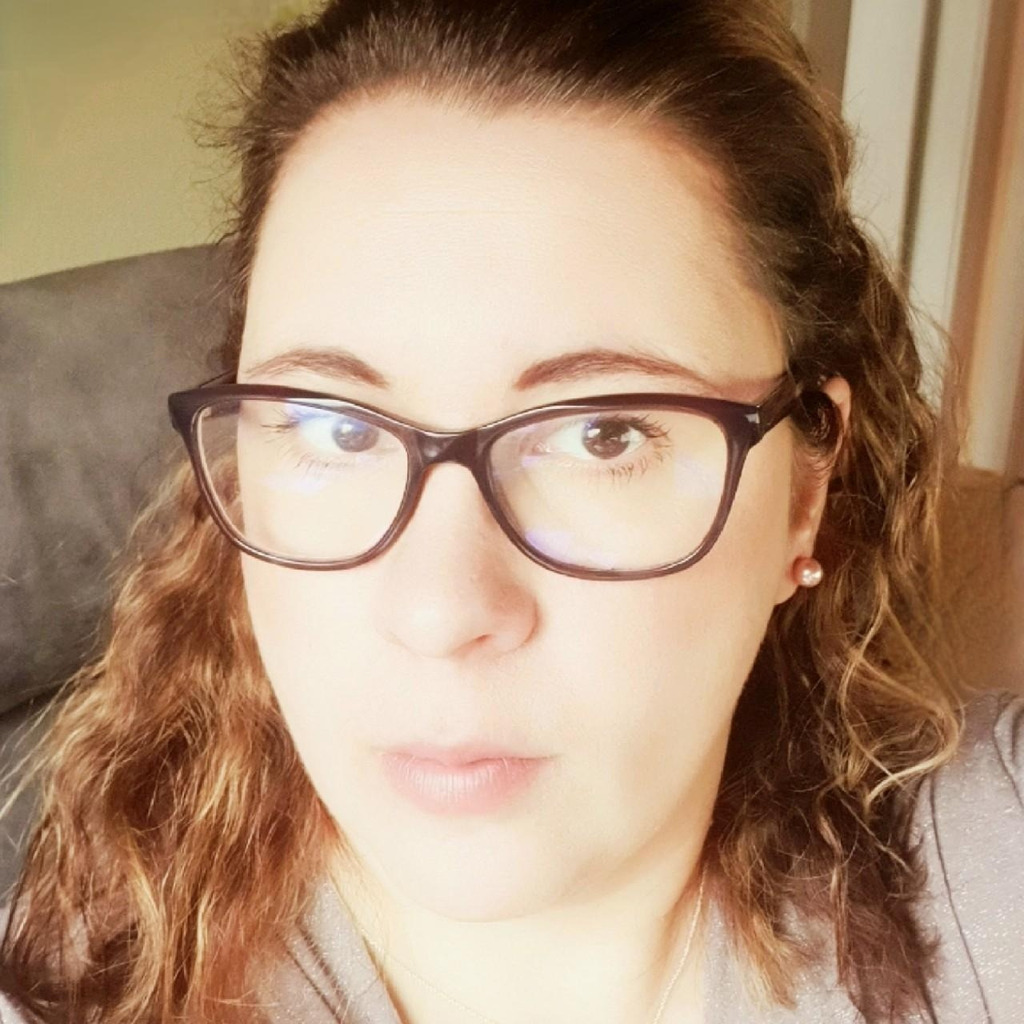 Christin Pein Sachbearbeiterin HFG Gruppe XING