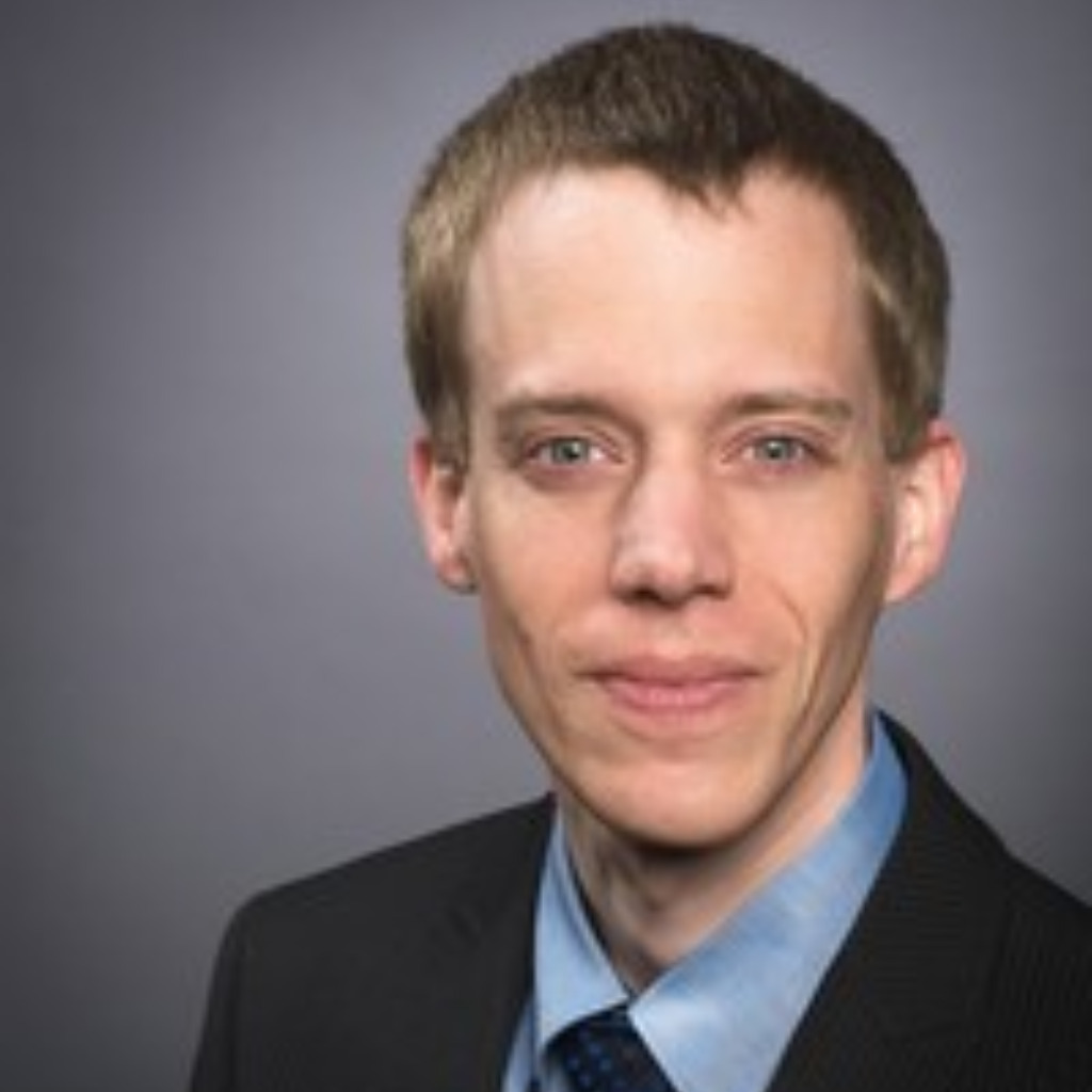 Holger Pasligh Entwicklungsingenieur Steuerungs und Regelungstechnik Holger Pasligh Entwicklungsingenieur Steuerungs und Regelungstechnik