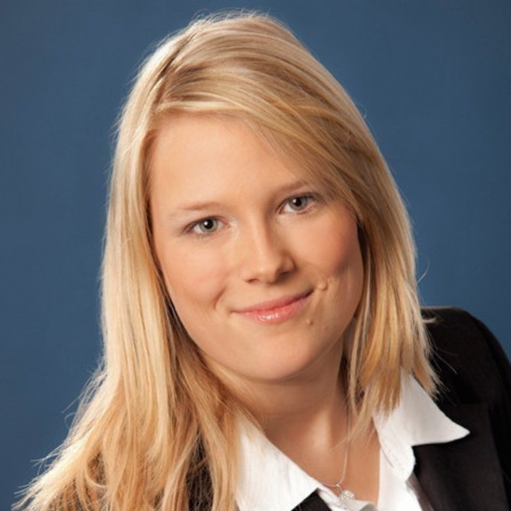 Sandra Funke Maklerbetreuer EUROPA Versicherung XING