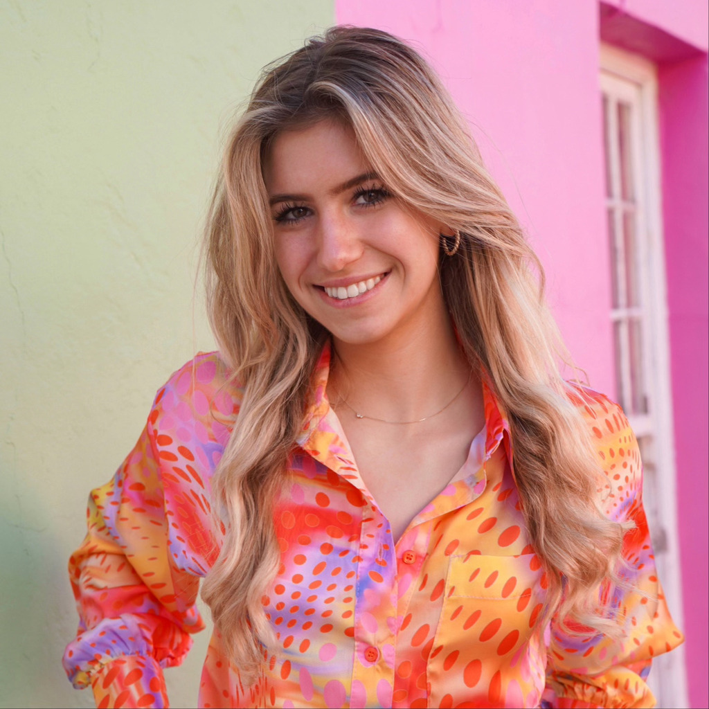 Stella Wolf Bachelor of Arts in Emerging Media (Graphic Design track