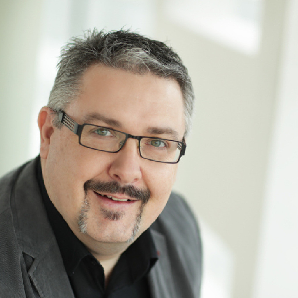 Dipl.Ing. Wolfgang Fiedler Lead Software Engineer / IT Services