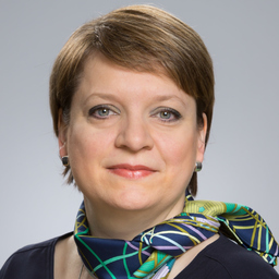 Stefanie Searle