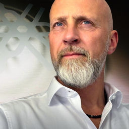 Dipl.-Ing. Tom Schröer