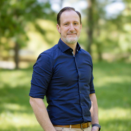 Dominik Schott