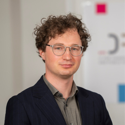 Dr. Daniel Löffelmann