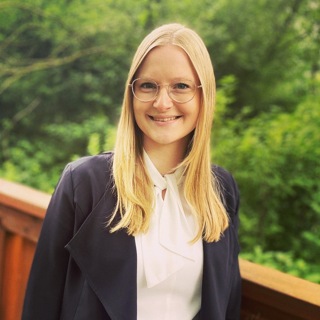Christina Huhn - Gewerbekundenberaterin - Sparkasse Bielefeld | XING