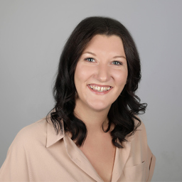 Mag. Caroline Rott