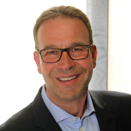 Dr. Ralf Siebein
