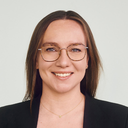 Claudia Mill