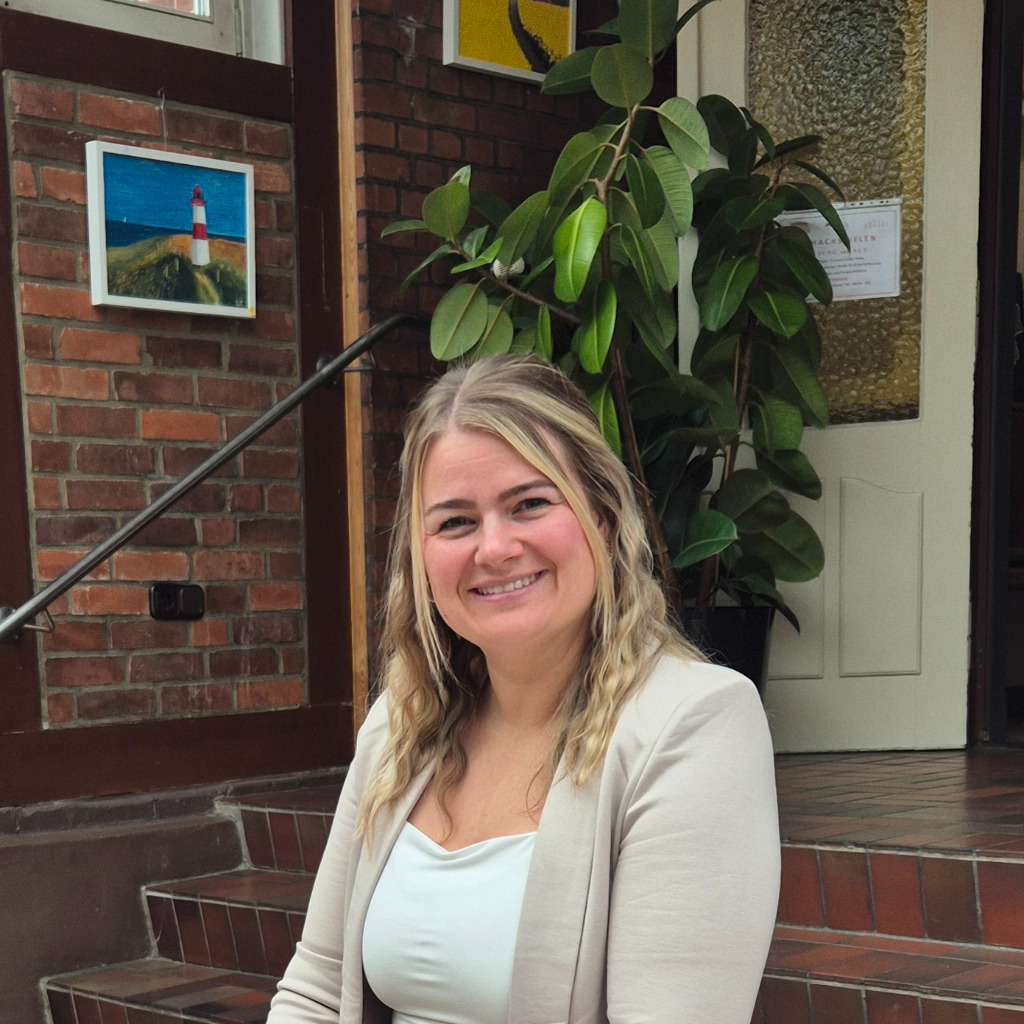 Alina Niemeier B roangestellte Hkk Krankenkasse XING alina-niemeier-b-roangestellte-hkk-krankenkasse-xing