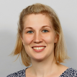Julia Momberger