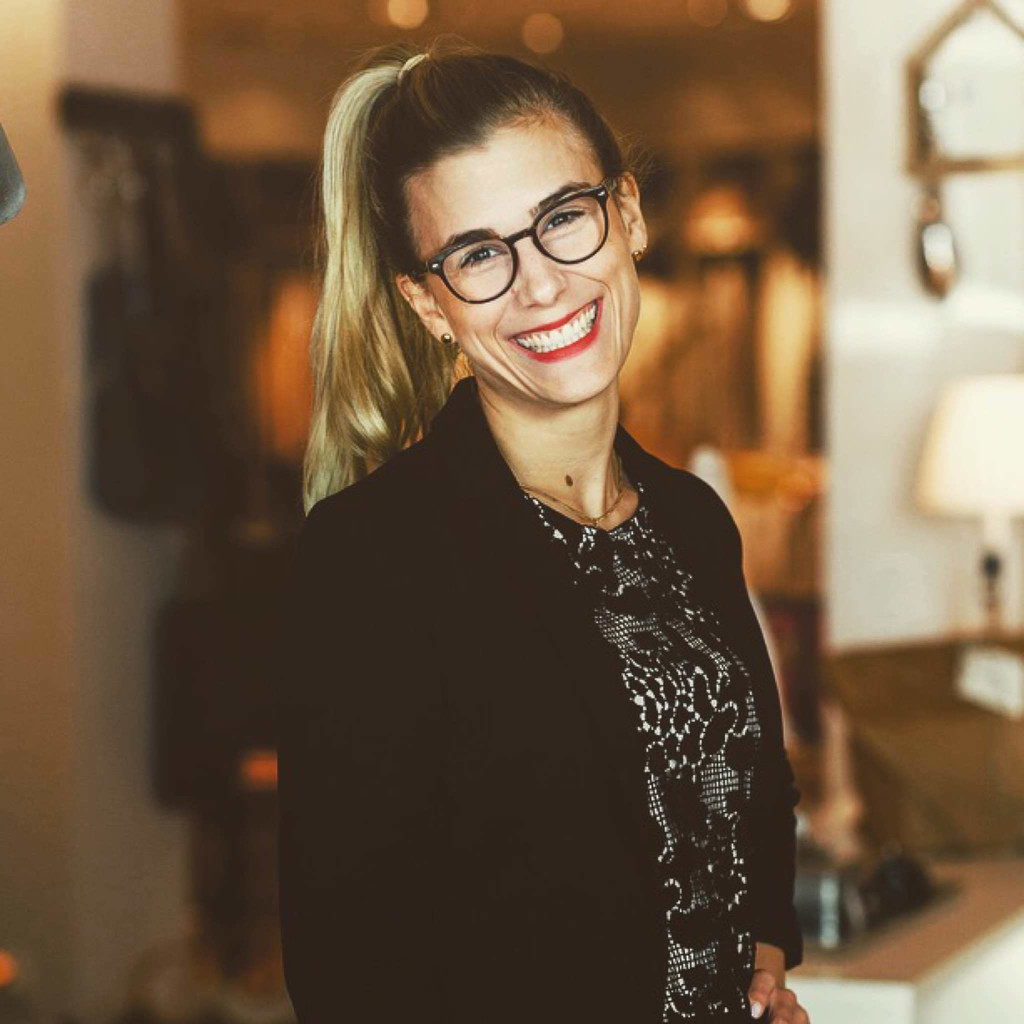 Ellen Vanessa Brormann Marketing Assistant Musterring International
