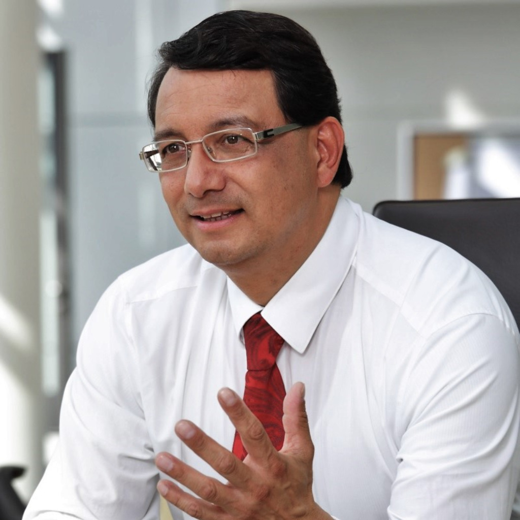 lukas-walangitang-corp-vp-internal-audit-compugroup-medical-se
