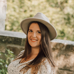 Franziska Zur