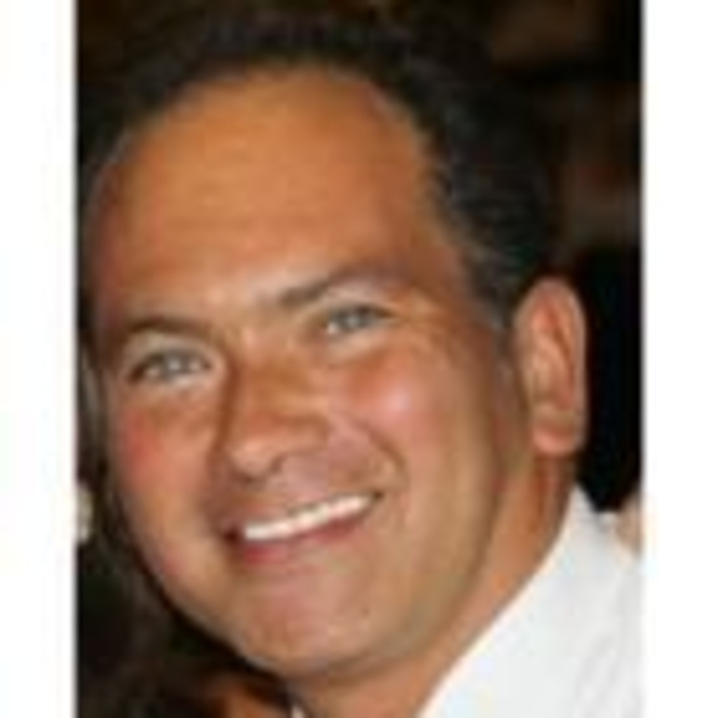 EDUARDO EBERGENYI TRUEBA CEO Transporte ejecutivo y servicios XING