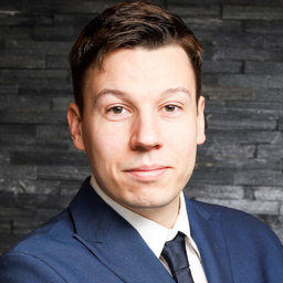 Dr. Lukas Tillmann