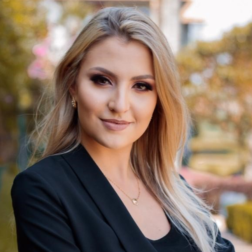 Marina Krauze Thomaz Structural Engineer VICTORIA Cubesat XING