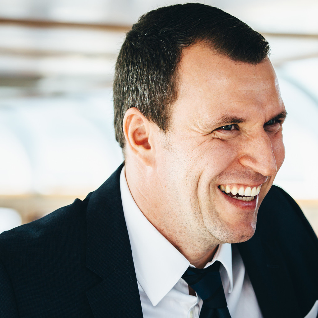 Ralph Böttcher Vertriebsleiter Falck Rettungsdienst Deutschland XING