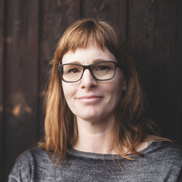 Prof. Dipl. Des. Anke Stache