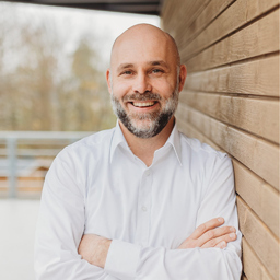 Dr. Armin Bäumler
