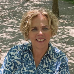 Sandra Mundhenke
