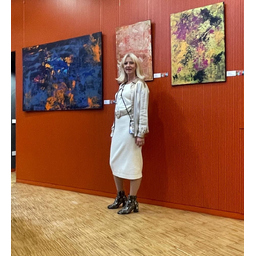 Cornelia Glaesmer