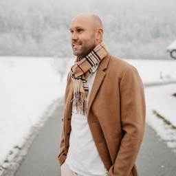 Roland Hösele