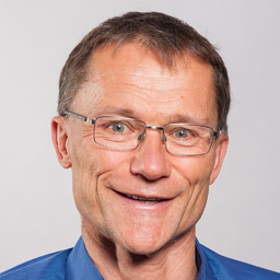 Dr. Bernhard Roas