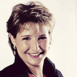 Julia Schmitz