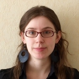 Dr. Lydie Séon