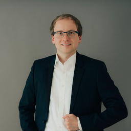 Dr. Björn Kriesche