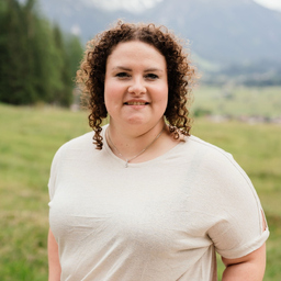 Nadine Obertshauser