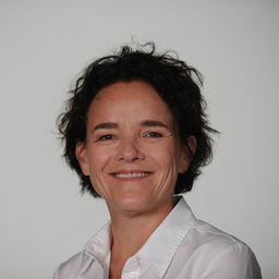 Corinna Höll MSc MSc