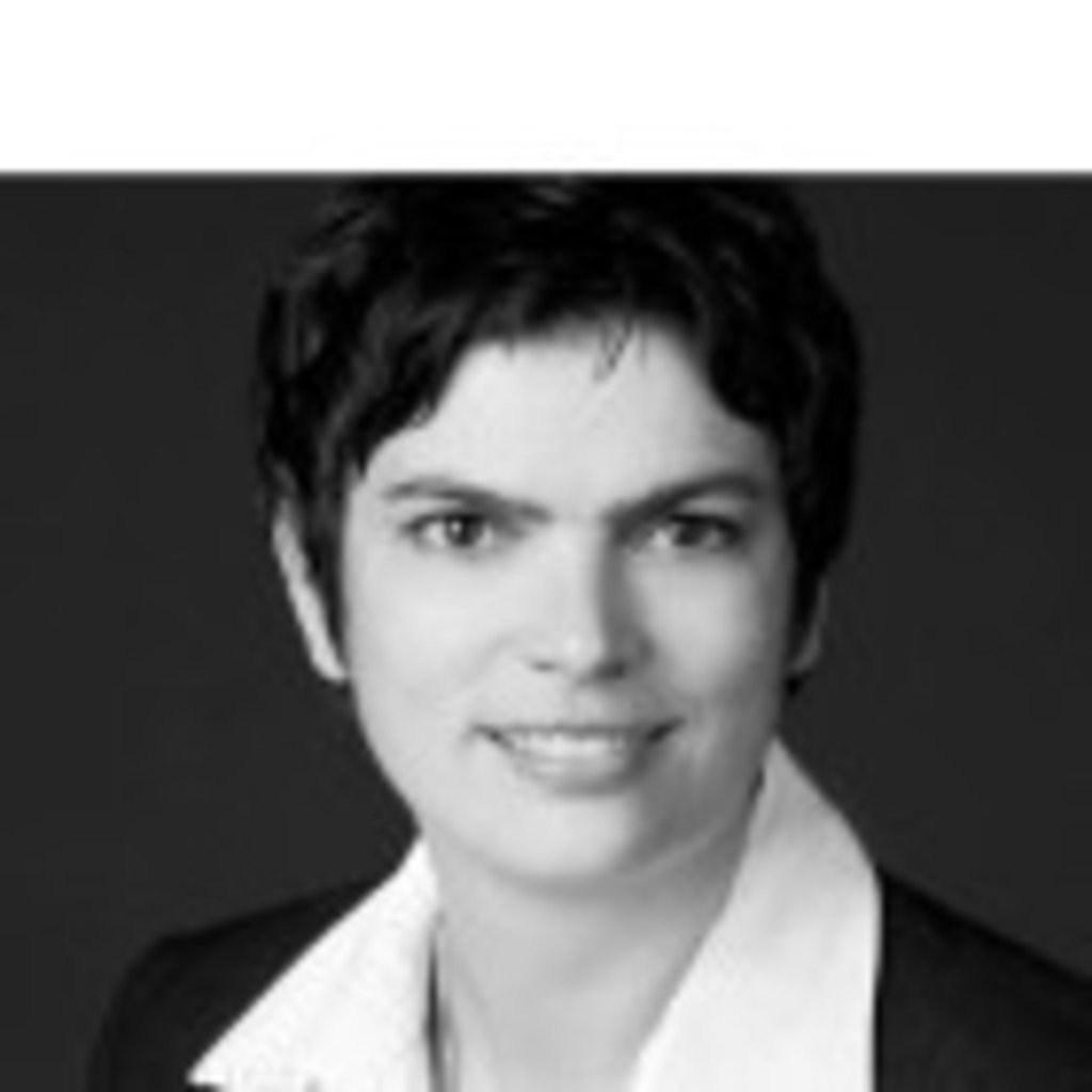 karen-dierke-manager-accenture-xing