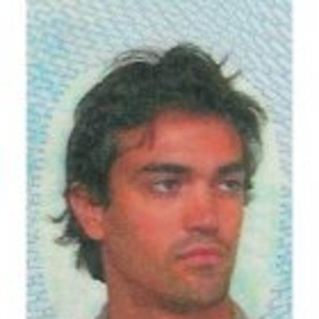 Gastón Alejandro González Técnico en energía solar. Profesional