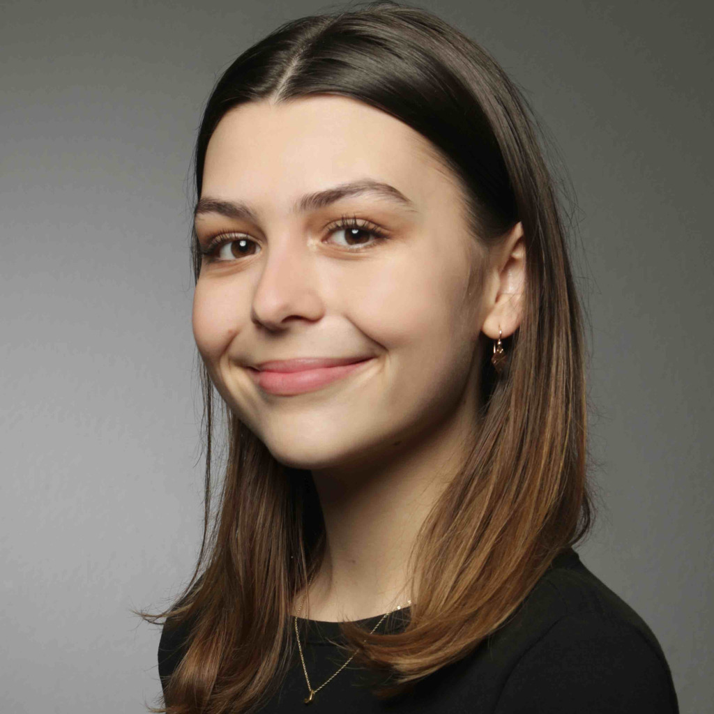 Nelly Herrmann Assistentin der Personalabteilung BÜFA GmbH & Co. KG