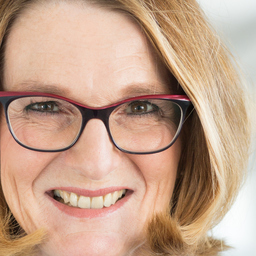 Dr. Bettina Adler 