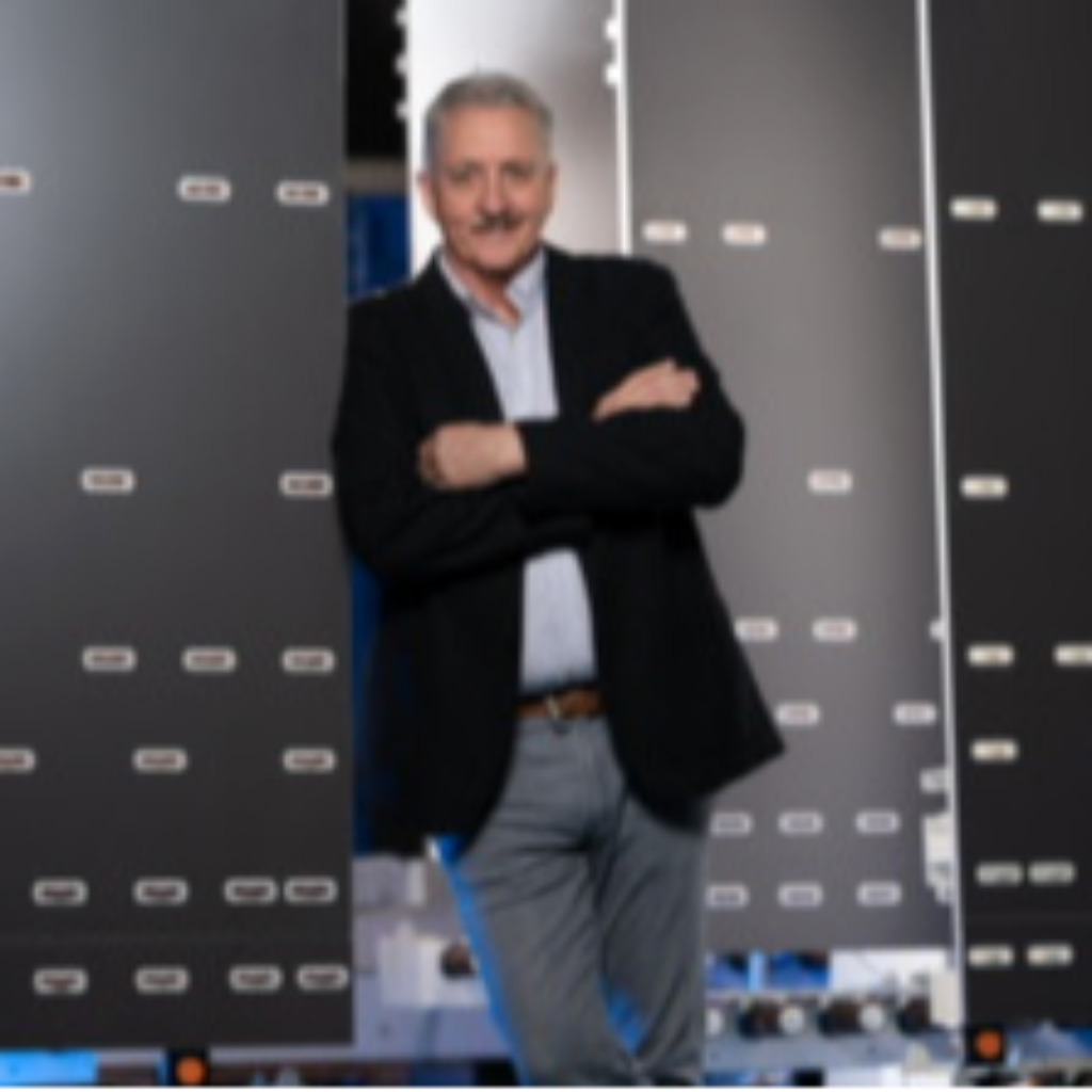 Hans Ulrich Schick President and CEO Hans Schick Glass System XING