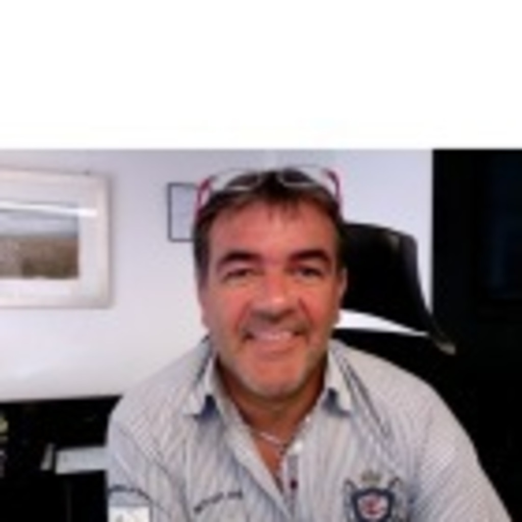 Albert Schmit Direktor SElectrogroup XING