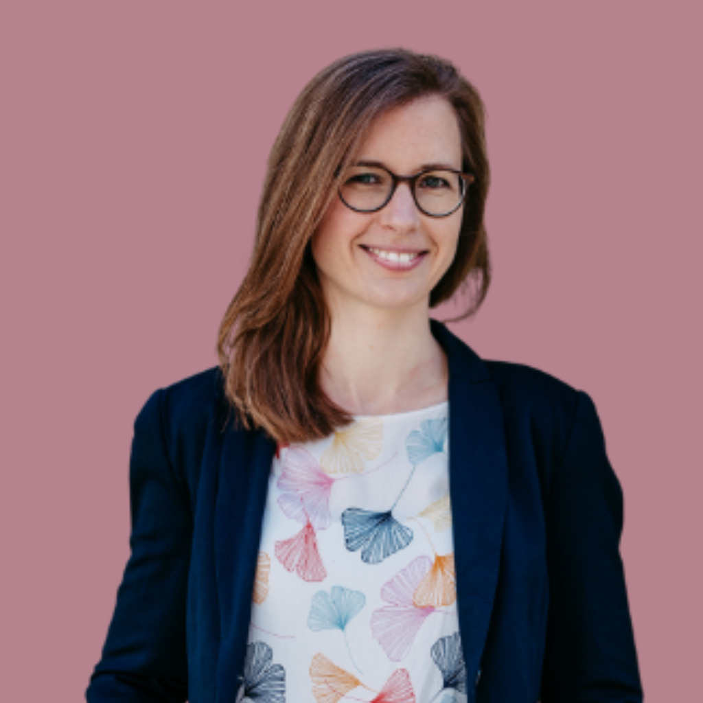 Dr. Regina Ahrens Founder Wirtschaftsmediatorin & Coach für