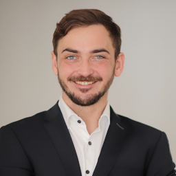 Dr. Christopher Lennartz